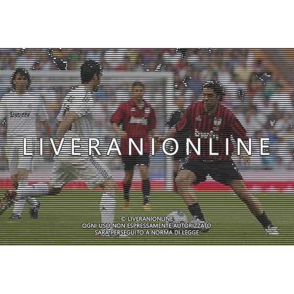 Madrid (30/05/10).- Estadio Santiago Bernabeu. Corazon Classic Match 2010 Real Madrid Veteranos 4- Milan Glorie 3 Rui Costa. Photo: Alex Cid-Fuentes/ ALFAQUI ©AG . ALDO LIVERANI SAS ONLY ITALY