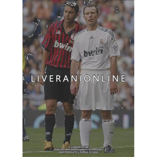 Madrid (30/05/10).- Estadio Santiago Bernabeu. Corazon Classic Match 2010 Real Madrid Veteranos 4- Milan Glorie 3 Emilio Butragueno y Alessandro Costacurta. Photo: Alex Cid-Fuentes/ ALFAQUI ©AG . ALDO LIVERANI SAS ONLY ITALY