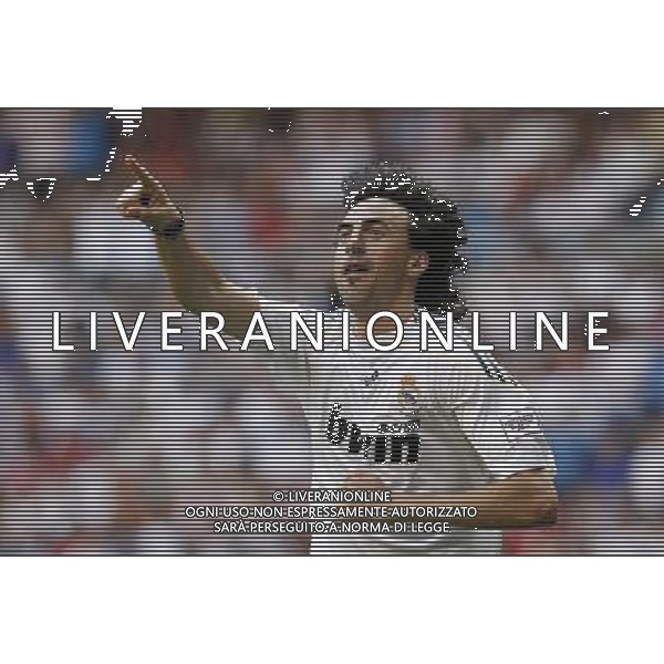 Madrid (30/05/10).- Estadio Santiago Bernabeu. Corazon Classic Match 2010 Real Madrid Veteranos 4- Milan Glorie 3 Jose Emilio Amavisca. Photo: Alex Cid-Fuentes/ ALFAQUI ©AG . ALDO LIVERANI SAS ONLY ITALY