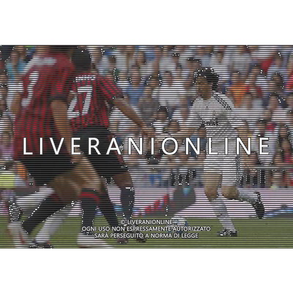 Madrid (30/05/10).- Estadio Santiago Bernabeu. Corazon Classic Match 2010 Real Madrid Veteranos 4- Milan Glorie 3 Jose Emilio Amavisca. Photo: Alex Cid-Fuentes/ ALFAQUI ©AG . ALDO LIVERANI SAS ONLY ITALY