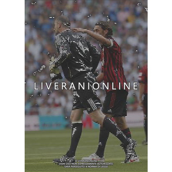 Madrid (30/05/10).- Estadio Santiago Bernabeu. Corazon Classic Match 2010 Real Madrid Veteranos 4- Milan Glorie 3 Sebastiano Rossi y Paolo Maldini. Photo: Alex Cid-Fuentes/ ALFAQUI ©AG . ALDO LIVERANI SAS ONLY ITALY