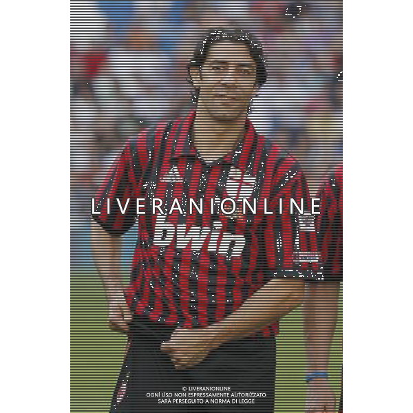 Madrid (30/05/10).- Estadio Santiago Bernabeu. Corazon Classic Match 2010 Real Madrid Veteranos 4- Milan Glorie 3 Rui Costa. Photo: Alex Cid-Fuentes/ ALFAQUI ©AG . ALDO LIVERANI SAS ONLY ITALY