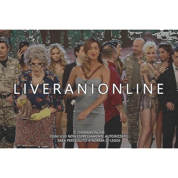 TRASMISSIONE TV: \' STIAMO TUTTI BENE\' nella foto: ROSALIA PORCARO - BELEN RODRIGUEZ foto Antonio Sorano - Ag. Aldo Liverani sas
