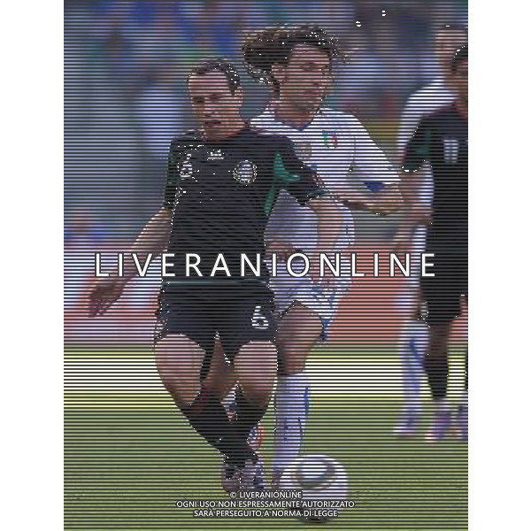 Amichevole Bruxelles - 03.05.2010 Italia-Messico Nella Foto:pirlo-torrado /Ph.Vitez-Ag. Aldo Liverani