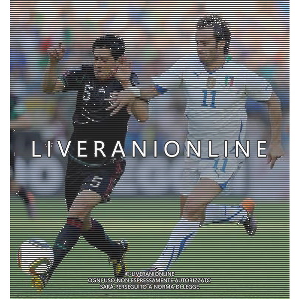 Amichevole Bruxelles - 03.05.2010 Italia-Messico Nella Foto:gilardino-osorio /Ph.Vitez-Ag. Aldo Liverani