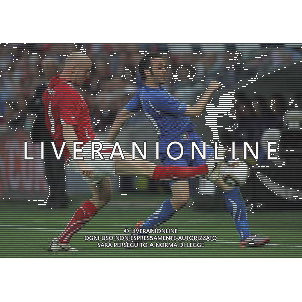 Svizzera - Italia Amichevole Nazionale Pre-mondiale a Ginevra 05/06/2010 nella foto giampaolo pazzini e senderos ©Luzzani/Agenzia Aldo Liverani Sas