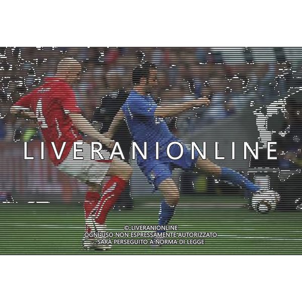 Ginevra (CH) 05-06-2010 Amichevole pre mondiali svizzera-italia 1:1 nella foto iampaolo pazzini e philippe senderos ph marco luzzani/ag aldo liverani s.a.s.