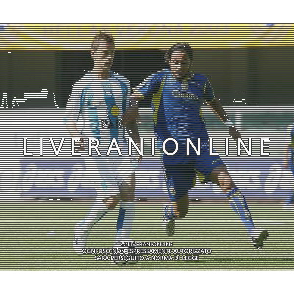 VERONA 06/06/2010 FINALE PLAY-OFF GARA D\'ANDATA VERONA-PESCARA NELLA FOTO:TOGNOZZI LUCA E ESPOSITO GENNARO FOTO PAOLA GARBUIO/AG.ALDO LIVERANI