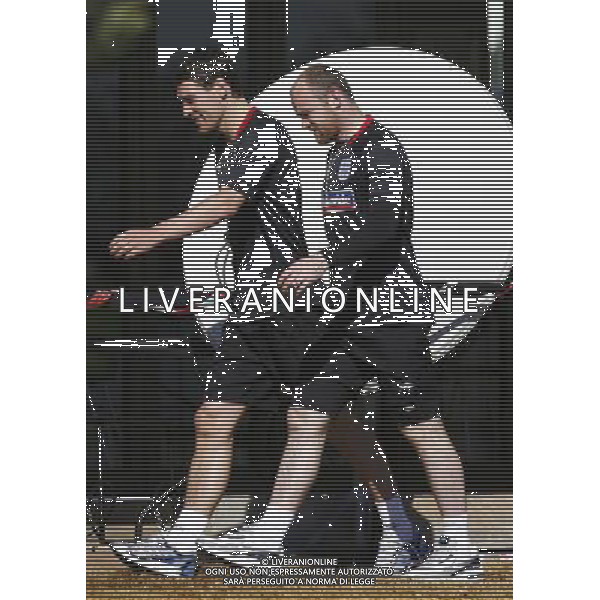 Wayne Rooney \' Gareth Barry arrive for training, England Open training session, FIFA World Cup 2010, Royal Bafokeng Sports Campus, Rustenburg, South Africa, Date 09062010 Picture by Marc Atkins Mobile +27 8200 97621 (IPS PHOTO AGENCY) /Agenzia Aldo Liverani Sas - ITALY ONLY - ALLENAMENTO PRE-MONDIALI DELLA NAZIONALE DELL\'INGHILTERRA NEL RITIRO DI RUSTENBURG IN SUD AFRICA 09/05/2010