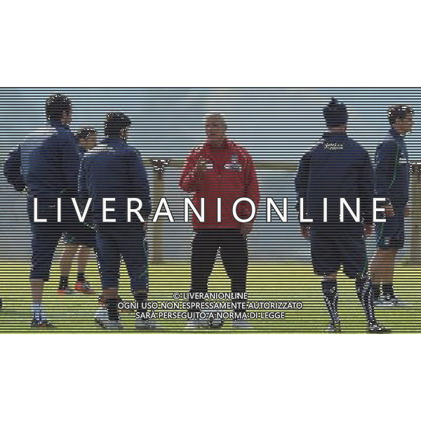 Campionati Mondiali Sud Africa 2010 Irene-Johannesburg - 10.06.2010 Allenamento e Coferenza Stampa Nazionale Italiana Nella Foto: marcello Lippi parla ai giocatori /Ph.Vitez-Ag. Aldo Liverani