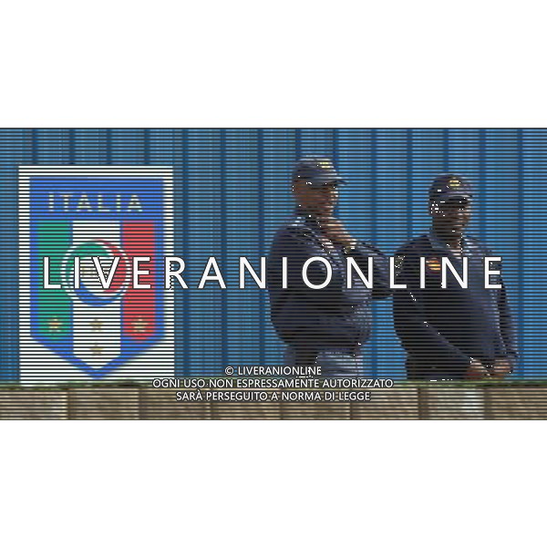 Campionati Mondiali Sud Africa 2010 Irene-Johannesburg - 10.06.2010 Allenamento e Coferenza Stampa Nazionale Italiana Nella Foto: Le guardie di Sicurezza al campo d\'allenamento dell\'Italia /Ph.Vitez-Ag. Aldo Liverani