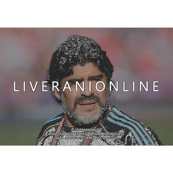12.06.2010 Fussball, CALCIO WM 2010 Sudafrika, Weltmeisterschaft, 2010 FIFA WORLD CUP SOUTH AFRICA, Spiel 03, Match 03, ARG - NGA, Argentinia - Nigeria, Argentinien - Nigerien, nella foto Trainer Diego MARADONA ph firo/ AG ALDO LIVERANI SAS ITALY ONLY
