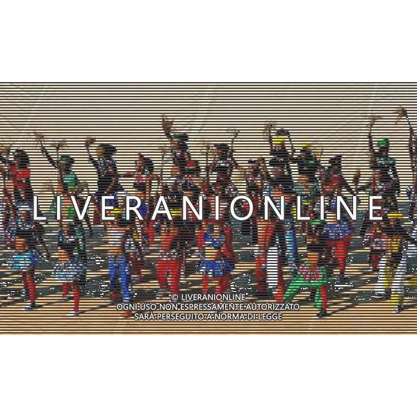 (100611) -- JOHANNESBURG, June 11, 2010 () -- Artists perform during the opening ceremony of the 2010 FIFA World Cup at Soccer City stadium in Soweto, suburban Johannesburg, on June 11, 2010. (/Xu Suhui) (ly) ©Photoshot/Agenzia Aldo Liverani Sas - ITALY ONLY: CERIMONIA D\'INAUGURAZIONE E APERTURA DEL FIFA WORLD CUP CAMPIONATI MONDIALI SUD AFRICA 2010