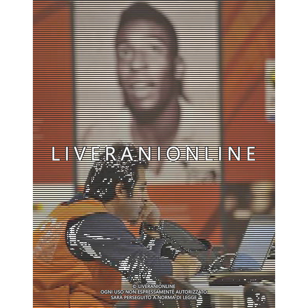 (100611) -- JOHANNESBURG, June 11, 2010 () -- A journalist works at the press center in the Soccer City stadium in Johannesburg, South Africa, June 11, 2010. The opening ceremony of the 2010 FIFA football World Cup will be held in Johannesburg on June 11. (/Xu Suhui) (txy/) ©Photoshot/Agenzia Aldo Liverani Sas - ITALY ONLY: CERIMONIA D\'INAUGURAZIONE E APERTURA DEL FIFA WORLD CUP CAMPIONATI MONDIALI SUD AFRICA 2010