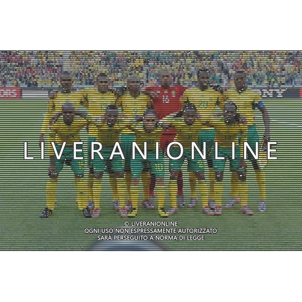(100611) -- JOHANNESBURG, June 11, 2010 () -- Players of South Africa pose for photos before a group A match of the 2010 FIFA World Cup against Mexico at Soccer City stadium in Soweto, suburban Johannesburg, on June 11, 2010. (/Guo Yong) (ly) ©Photoshot/Agenzia Aldo Liverani Sas - ITALY ONLY: SUDAFRICA - MESSICO FIFA WORLD CUP CAMPIONATI MONDIALI SUD AFRICA 2010