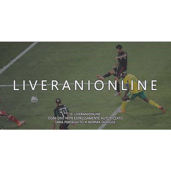 (100611) -- JOHANNESBURG, June 11, 2010 () -- Rafael Marquez (Top) of Mexico kicks the ball to score during a group A match of the 2010 FIFA World Cup against South Africa at Soccer City stadium in Soweto, suburban Johannesburg, on June 11, 2010. (/Li Ga) (ly) ©Photoshot/Agenzia Aldo Liverani Sas - ITALY ONLY: SUDAFRICA - MESSICO FIFA WORLD CUP CAMPIONATI MONDIALI SUD AFRICA 2010