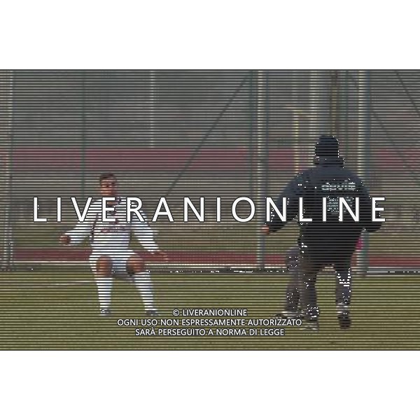 BRESSO (MI) 27/1/2004 INTER-SALERNITANA COPPA ITALIA PRIMAVERA 2003/2004 NELLA FOTO LA CAPRIOLA DEL GIOCATORE DELLA SALERNITANA DE CRESCENZO DOPO IL GOL DEL PAREGGIO* FOTO MARIO ROMANO/AG ALDO LIVERANI