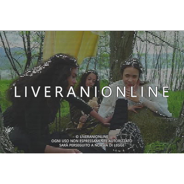 FILM“L\'imbroglio nel lenzuolo“2010 NELLA FOTO Maria Grazia Cucinotta AG ALDO LIVERANI