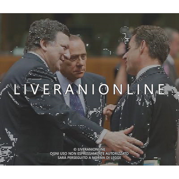 (100617) -- BRUSSELS, June 17, 2010 -- French President Nicolas Sarkozy (R), Italian Prime Minister Silvio Berlusconi (C) and European Commission President Jose Manuel Barroso attend the European Union (EU) summit in Brussels June 17, 2010. Thierry Monasse) (nxl) ©Photoshot/Agenzia Aldo Liverani Sas - ITALY ONLY - Bruxelles: Vertice dei Leaders dell\'Unione Europea (UE) per adottare formalmente nuova strategia per la crescita e l\'occupazione per i prossimi 10 anni