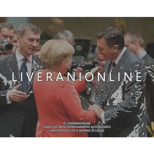 (100617) -- BRUSSELS, June 17, 2010 -- German Chancellor Angela Merkel (C), Estonian Prime Minister Andrus Ansip (L) and Slovenian Prime Minister Borut Pahor attend the European Union (EU) summit in Brussels June 17, 2010. Thierry Monasse) (nxl) ©Photoshot/Agenzia Aldo Liverani Sas - ITALY ONLY - Bruxelles: Vertice dei Leaders dell\'Unione Europea (UE) per adottare formalmente nuova strategia per la crescita e l\'occupazione per i prossimi 10 anni