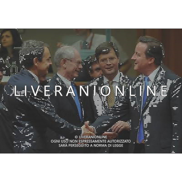 (100617) -- BRUSSELS, June 17, 2010 -- (L-R) Spanish Prime Minister Jose Luis Rodriguez Zapatero, President of European Council Herman Van Rompuy, Dutch Prime Minister Jan Peter Balkenende and British Prime Minister David Cameron attend the European Union (EU) summit in Brussels June 17, 2010. Wu Wei) (nxl) ©Photoshot/Agenzia Aldo Liverani Sas - ITALY ONLY - Bruxelles: Vertice dei Leaders dell\'Unione Europea (UE) per adottare formalmente nuova strategia per la crescita e l\'occupazione per i prossimi 10 anni