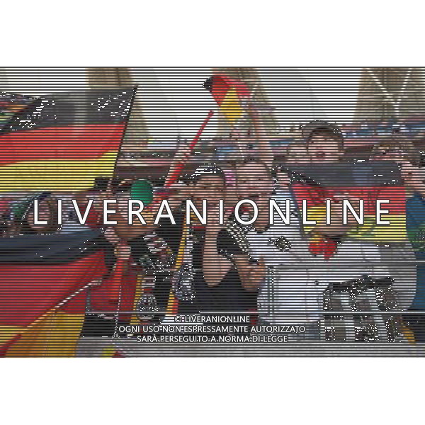 CALCIO SPORT 18.06.2010 FIFA WORLD CUP 2010 SUDAFRICA 2010 FIFA WORLD CUP SOUTH AFRICA, MATCH 21 GER-SRB, Germany-Serbia, Deutschland-Serbien, GERMANIA - SERBIA GIRONE D NELLA FOTO TIFO GERMANIA PH firo/AG ALDO LIVERANI SAS ONLY ITALY