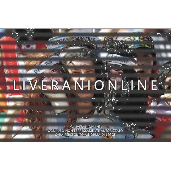 (100617) -- JOHANNESBURG, June 17, 2010 -- An Argentine supporter cheers prior to a Group B match between Argentina and South Korea at the Soccer City stadium in Soweto, suburban Johannesburg, South Korea, on June 17, 2010. Guo Yong) (zc) ©Photoshot/Agenzia Aldo Liverani Sas - ITALY ONLY - ARGENTINA - COREA DEL SUD FIFA WORLD CUP CAMPIONATI MONDIALI SUD AFRICA 2010