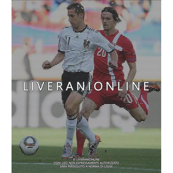calcio 18.06.2010 fifa world cup 2010 germania serbia 2010 FIFA WORLD CUP SOUTH AFRICA, girone d Match 21, GER-SRB, Germany-Serbia, Deutschland-Serbien, nella foto KLOSE - SUBOTIC ph firo/ag aldo liverani sas only italy 