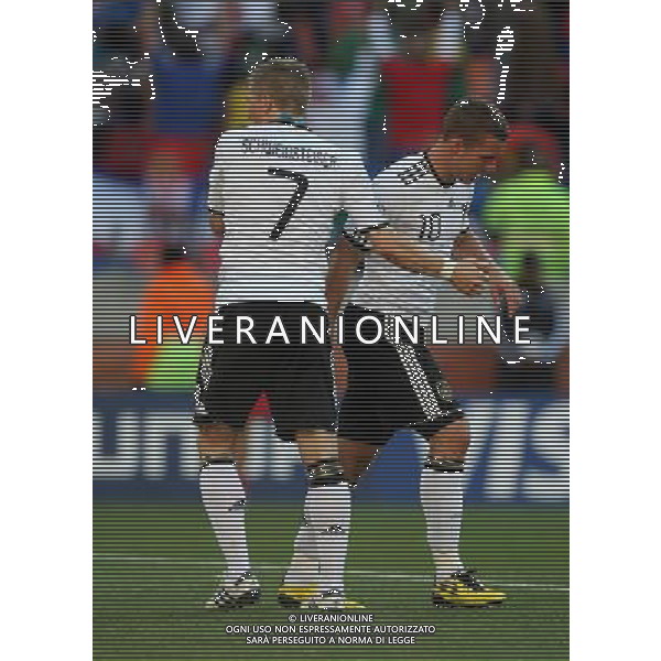 calcio 18.06.2010 fifa world cup 2010 germania serbia 2010 FIFA WORLD CUP SOUTH AFRICA, girone d Match 21, GER-SRB, Germany-Serbia, Deutschland-Serbien, nella foto la delusione di podolski dopo il rigore fallito ph FIRO/ag aldo liverani sas only italy 