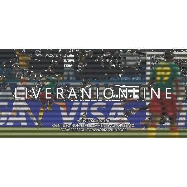 Fifa World Cup Sud Africa 2010 Match #26 Tshwane/Pretoria (Lotus Versfeld Stadium) - 19.06.2010 Camerun-Danimarca Nella Foto:Samuel eto\'o gol /Ph.Vitez-Ag. Aldo Liverani