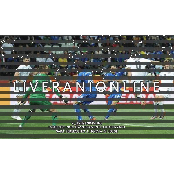 Fifa World Cup Sud Africa 2010 Match #28 Nelspruit (Mbombela Stadium) - 20.06.2010 Italia-Nuova Zelanda Nella Foto:occasione finale di gianluca zambrotta /Ph.Vitez-Ag. Aldo Liverani