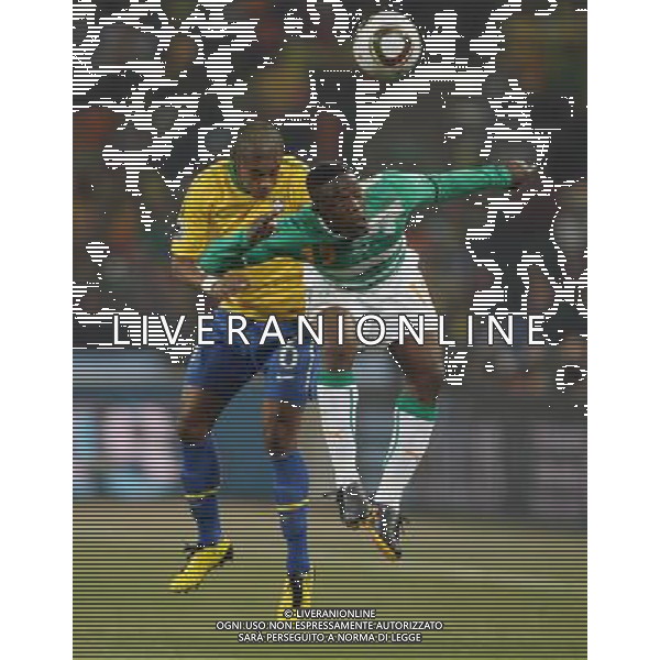BRASILE - COSTA D\'AVORIO CAMPIONATI MONDIALI SUDAFRICA 2010 FIFA WORLD CUP SOUTH AFRICA,20/06/2010 Match 29, NELLA FOTO MICHEL BASTOS E Aruna DINDANE copyright by firo sportphoto/AGENZIA ALDO LIVERANI SAS ITALY ONLY - EDITORIAL USE ONLY 