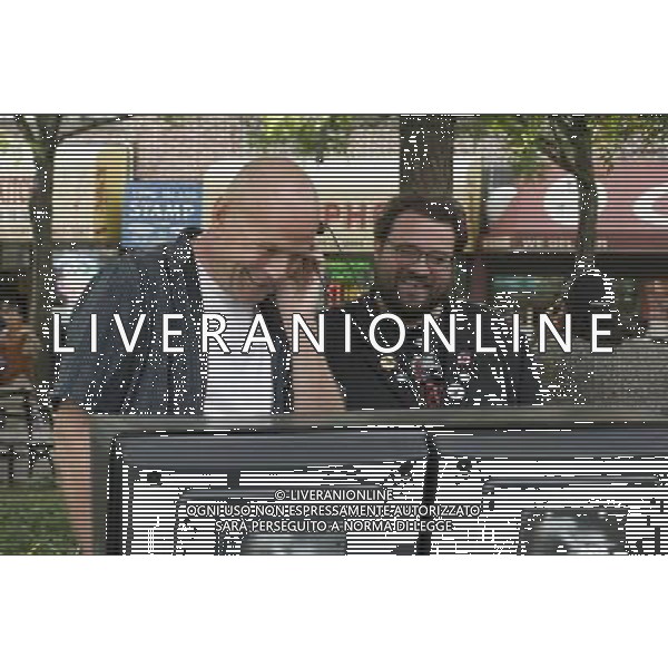 FILM Poliziotti fuori - Due sbirri a piede libero 20100 NELLA FOTO Bruce Willis, Kevin Smith (Regista) AG ALDO LIVERANI