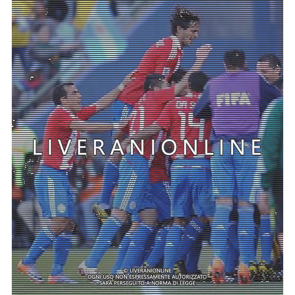 (100620) -- BLOEMFONTEIN, June 20, 2010 () -- Paraguay\'s players celebrate one scoring during the 2010 World Cup Group F football match against Slovakia at Free State Stadium in Bloemfontein, South Africa, on June 20, 2010. (/Li Ga)(kh) ©Photoshot/Agenzia Aldo Liverani Sas - ITALY ONLY: PARAGUAY - SLOVACCHIA FIFA WORLD CUP CAMPIONATI MONDIALI SUD AFRICA 2010