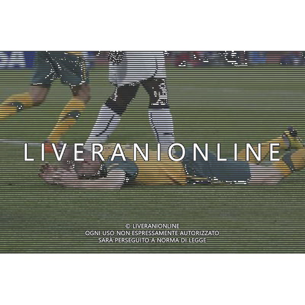 FIFA WORLD CUP SUD AFRICA 2010 MATCH 24 GROUPE D 19 JUNE RUSTENBURG ROYAL BAFOKENG STADIUM GHANA vs AUSTRALIA nella foto: Scott Chipperfield FOT. ADAM ADAMUS/NEWSPIX.PL - Ag. Aldo Liverani sas ITALY ONLY GHANA - AUSTRALIA FIFA WORLD CUP CAMPIONATI MONDIALI SUD AFRICA 2010 