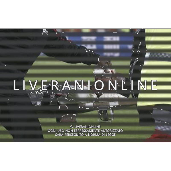 FIFA WORLD CUP SUD AFRICA 2010 MATCH 24 GROUPE D 19 JUNE RUSTENBURG ROYAL BAFOKENG STADIUM GHANA vs AUSTRALIA nella foto: John Paintsil insanguinato viene portato via in barella FOT. ADAM ADAMUS/NEWSPIX.PL - Ag. Aldo Liverani sas ITALY ONLY GHANA - AUSTRALIA FIFA WORLD CUP CAMPIONATI MONDIALI SUD AFRICA 2010