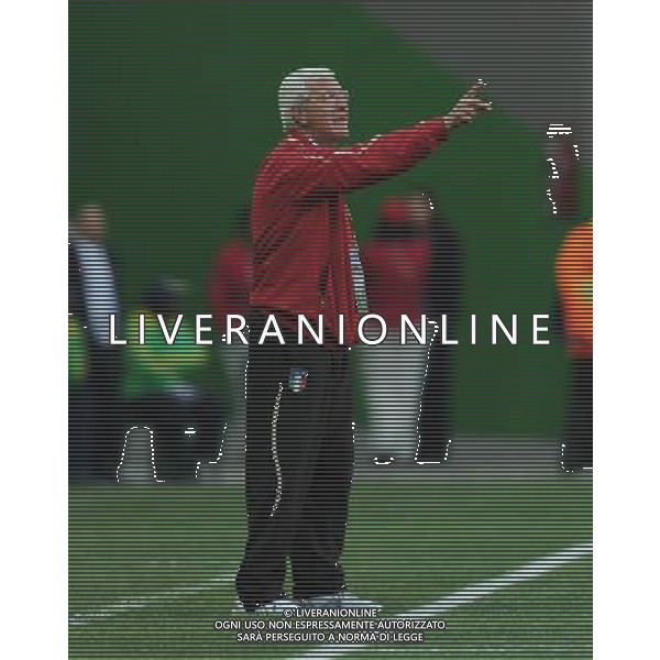 (100620) -- NELSPRUIT, June 20, 2010 () -- Italy\'s coach Marcello Lippi reacts during the 2010 World Cup Group F football match against New Zealand at Mbombela stadium in Nelspruit, South Africa, on June 20, 2010. (/Guo Yong) ©Photoshoit/Agenzia Aldo Liverani Sas - ITALY ONLY: ITALIA - NUOVA ZELANDA FIFA WORLD CUP CAMPIONATI MONDIALI SUD AFRICA 2010