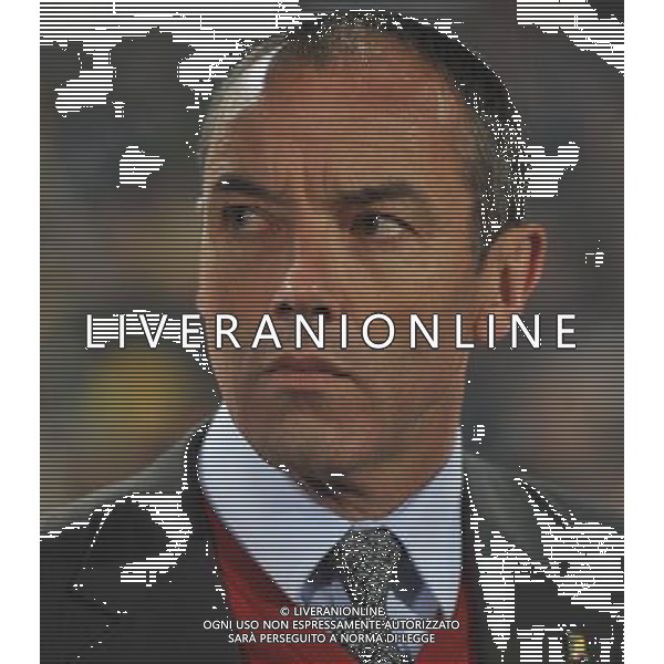 (100620) -- TSHWANE, June 20, 2010 () --Cameroon\'s head coach Paul Le Guen reacts during the 2010 World Cup Group E soccer match against Denmark at Loftus Verfeld stadium in Tshwane, South Africa, on June 19, 2010. (/Yang Lei)(dl) ©Photoshot/Agenzia Aldo Liverani Sas - ITALY ONLY: CAMERUN - DANIMARCA FIFA WORLD CUP CAMPIONATI MONDIALI SUD AFRICA 2010