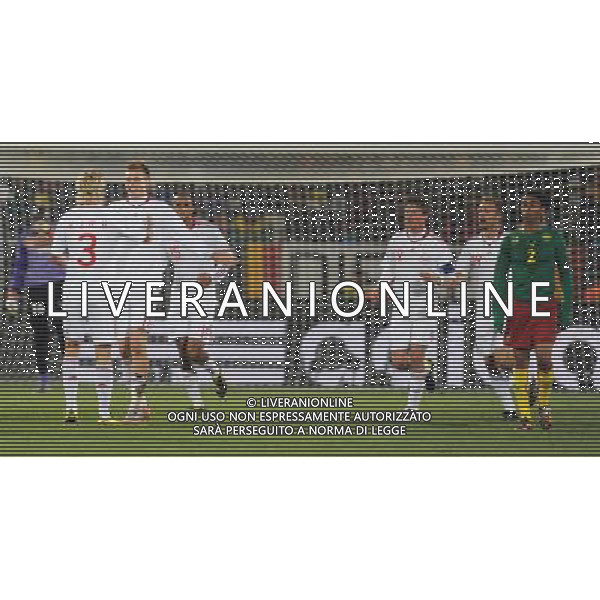 (100620) -- TSHWANE, June 20, 2010 () -- Denmark\'s Nicklas Bendtner (2nd L) celebrates his goal with teammate during the 2010 World Cup Group E soccer match against Cameroon at Loftus Versfeld stadium in Tshwane, South Africa, June 19, 2010. (/Wang Yuguo) (ly) ©Photoshot/Agenzia Aldo Liverani Sas - ITALY ONLY: CAMERUN - DANIMARCA FIFA WORLD CUP CAMPIONATI MONDIALI SUD AFRICA 2010