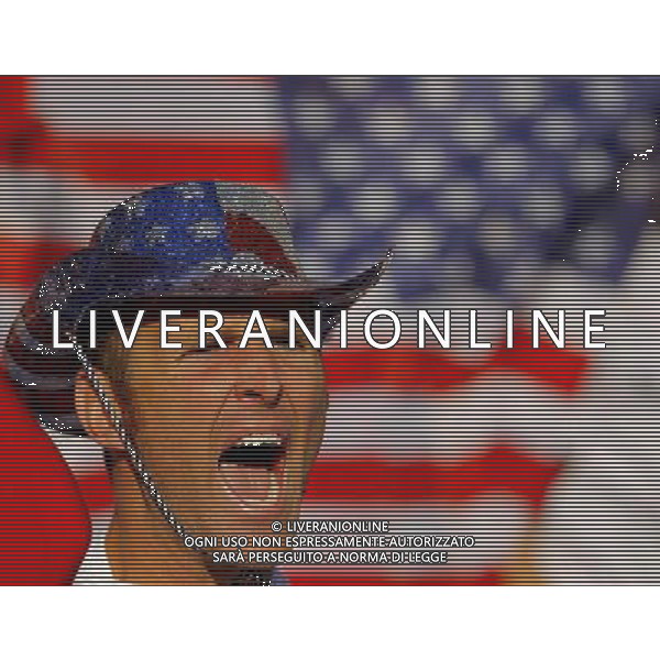 An American fan reacts during the World Cup group C soccer match between USA and Slovenia in Johannesburg in South Africa on Friday, June 18, 2010. The match ended in a 2-2 draw.(Photo By Wei Zheng/ColorChinaPhoto) - Ag. Aldo Liverani sas ITALY ONLY SLOVENIA - STATI UNITI FIFA WORLD CUP CAMPIONATI MONDIALI SUD AFRICA 2010