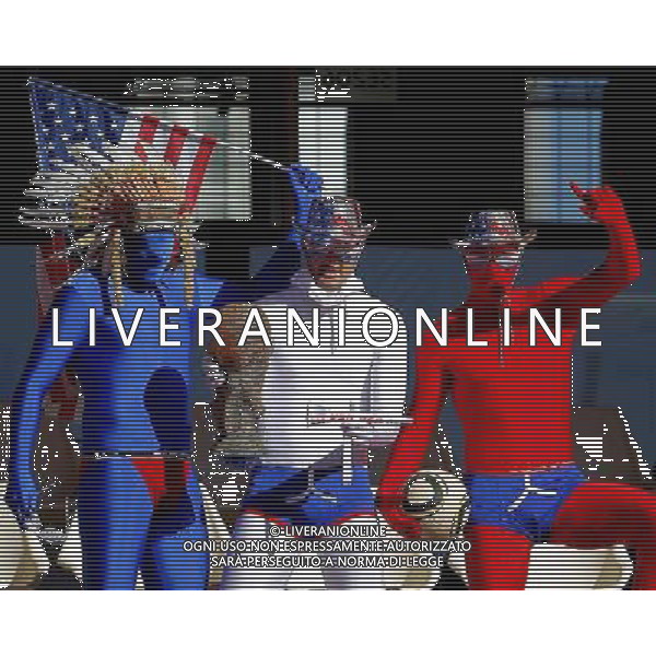 American fans cheer for the team during the World Cup group C soccer match between USA and Slovenia in Johannesburg in South Africa on Friday, June 18, 2010. The match ended in a 2-2 draw.(Photo By Wei Zheng/ColorChinaPhoto) - Ag. Aldo Liverani sas ITALY ONLY SLOVENIA - STATI UNITI FIFA WORLD CUP CAMPIONATI MONDIALI SUD AFRICA 2010