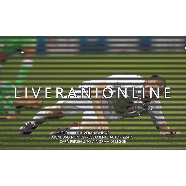 (100619) -- CAPE TOWN, June 19, 2010 -- England\'s Wayne Rooney reacts during the 2010 World Cup Group C match against Algeria in Cape Town, South Africa, June 18, 2010. Xing Guangli)(txy) ©Photoshot/Agenzia Aldo Liverani Sas - ITALY ONLY: INGHILTERRA - ALGERIA FIFA WORLD CUP CAMPIONATI MONDIALI SUD AFRICA 2010