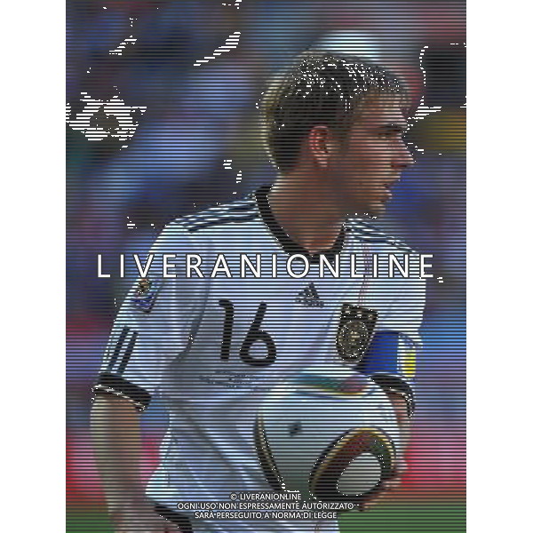 (100618) -- PORT ELIZABETH, June 18, 2010 -- Germany\'s Philipp Lahm reacts during the 2010 World Cup Group D soccer match against Serbia at the Nelson Mandela Bay stadium in Port Elizabeth, South Africa, on June 18, 2010. Germany lost the match 0-1.Yang Lei) (zc) ©Photoshot/Agenzia Aldo Liverani Sas - ITALY ONLY: GERMANIA - SERBIA FIFA WORLD CUP CAMPIONATI MONDIALI SUD AFRICA 2010