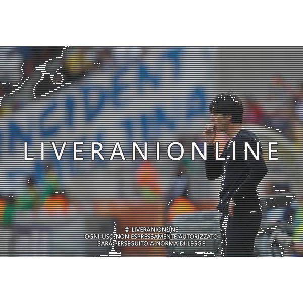 (100618) -- PORT ELIZABETH, June 18, 2010 -- Joachim Low, coach of German team watches the game during the 2010 World Cup Group D soccer match between Germany and Serbia at the Nelson Mandela Bay stadium in Port Elizabeth, South Africa, on June 18, 2010.Liao Yujie) (zc) ©Photoshot/Agenzia Aldo Liverani Sas - ITALY ONLY: GERMANIA - SERBIA FIFA WORLD CUP CAMPIONATI MONDIALI SUD AFRICA 2010