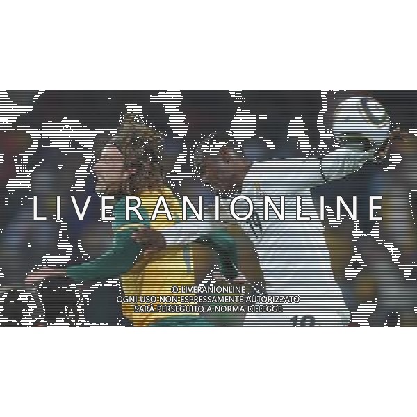 (100619) -- RUSTENBURG, June 19, 2010 () -- Ghana\'s Lee Addy (R) is fouled for hand ball during the 2010 World Cup Group D football match against Australia at Royal Bafokeng stadium in Rustenburg, South Africa, on June 19, 2010. The match tied 1-1. (/Li Ga)(kh) ©Photoshot/Agenzia Aldo Liverani Sas - ITALY ONLY: GHANA - AUSTRALIA FIFA WORLD CUP CAMPIONATI MONDIALI SUD AFRICA 2010