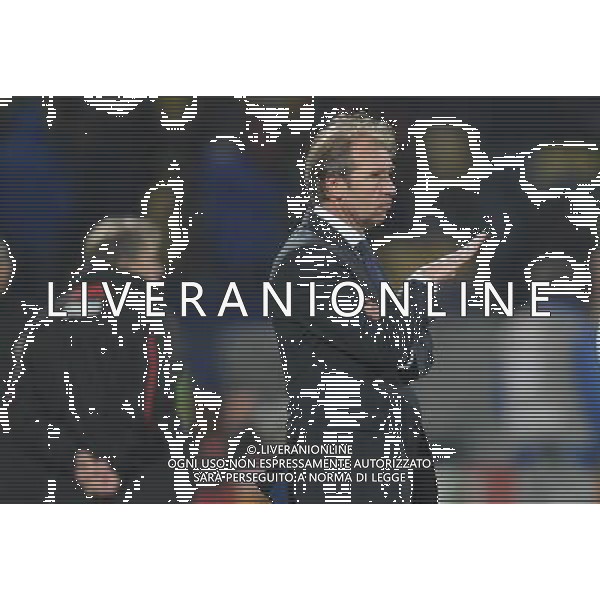 (100619) -- RUSTENBURG, June 19, 2010 () -- Australia\'s head coach Pim Verbeek reacts during the 2010 World Cup Group D football match against Ghana at Royal Bafokeng stadium in Rustenburg, South Africa, on June 19, 2010. The match tied 1-1. (/Li Ga)(kh) ©Photoshot/Agenzia Aldo Liverani Sas - ITALY ONLY: GHANA - AUSTRALIA FIFA WORLD CUP CAMPIONATI MONDIALI SUD AFRICA 2010