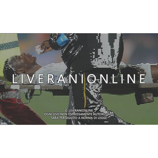 (100619) -- RUSTENBURG, June 19, 2010 () -- Ghana\'s John Pantsil is injured and carried out of field during the 2010 World Cup Group D football match against Australia at Royal Bafokeng stadium in Rustenburg, South Africa, on June 19, 2010. The match tied 1-1. (/Li Ga)(kh) ©Photoshot/Agenzia Aldo Liverani Sas - ITALY ONLY: GHANA - AUSTRALIA FIFA WORLD CUP CAMPIONATI MONDIALI SUD AFRICA 2010