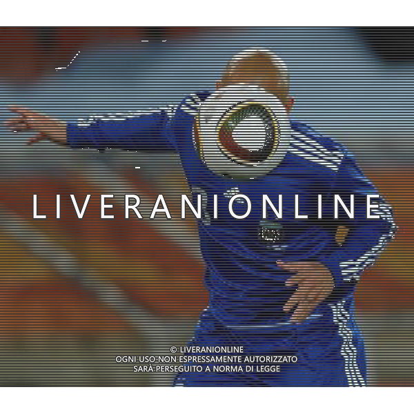 (100623) -- POLOKWANE, June 23, 2010 -- Argentina\'s Clemente Rodriguez stops the ball during the 2010 World Cup Group B soccer match against Greece in Polokwane, South Africa, June 22, 2010. Wang Yuguo) ©Photoshot/Agenzia Aldo Liverani Sas - ITALY ONLY: ARGENTINA - GRECIA FIFA WORLD CUP CAMPIONATI MONDIALI SUD AFRICA 2010