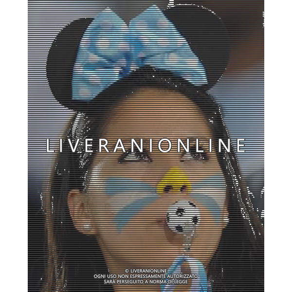 (100623) -- POLOKWANE, June 23, 2010 -- An Argentina\'s supporter waits for the start of the 2010 World Cup Group B soccer match between Argentina and Greece in Polokwane, South Africa, June 22, 2010. Wang Yuguo) ©Photoshot/Agenzia Aldo Liverani Sas - ITALY ONLY: ARGENTINA - GRECIA FIFA WORLD CUP CAMPIONATI MONDIALI SUD AFRICA 2010