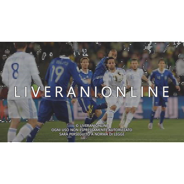 (100623) -- POLOKWANE, June 23, 2010 -- Greece\'s Georgios Samaras (R3) vies for the ball during the 2010 World Cup Group B soccer match against Argentina in Polokwane, South Africa, June 22, 2010. Wang Yuguo) ©Photoshot/Agenzia Aldo Liverani Sas - ITALY ONLY: ARGENTINA - GRECIA FIFA WORLD CUP CAMPIONATI MONDIALI SUD AFRICA 2010